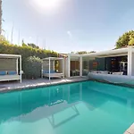 ヴィラ Casa Dina