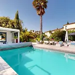 ヴィラ Casa Dina