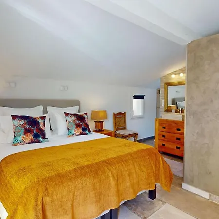Casa Dina *