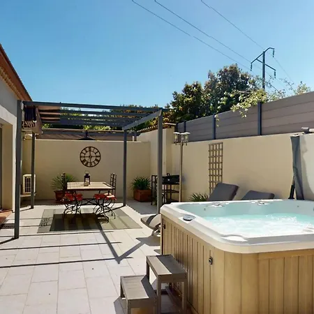 Casa Dina Villa