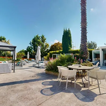 Casa Dina Villa